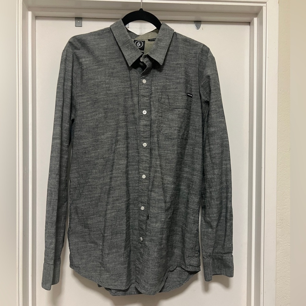 Volcom long sleeve / button up / gray textured / … - image 1